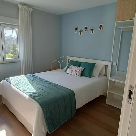 Semesterbostad Casa Davo Cinda Paredes de Coura